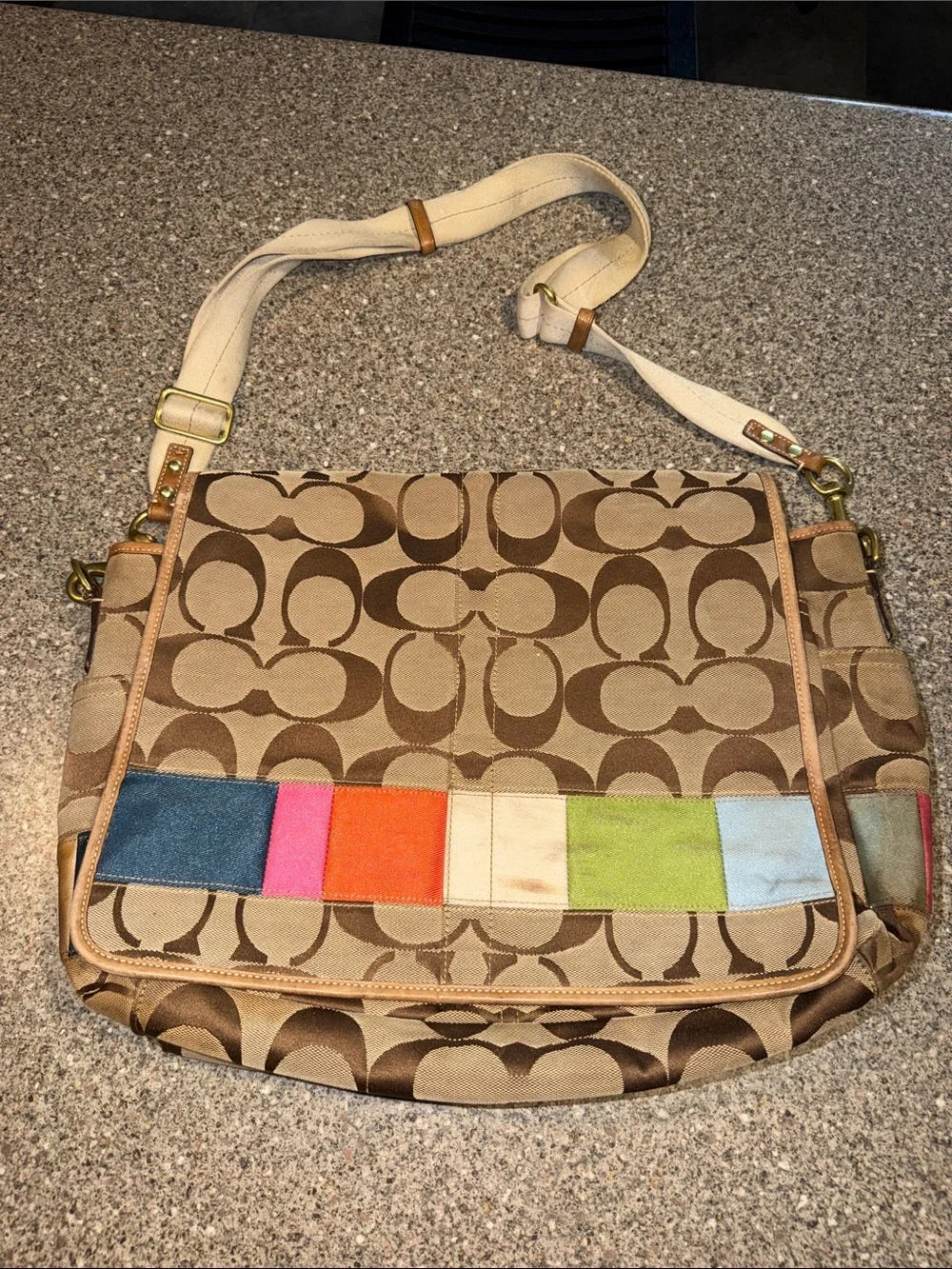 Coach y2k Signature Canvas Messenger Bag with Multicolor Block Trim